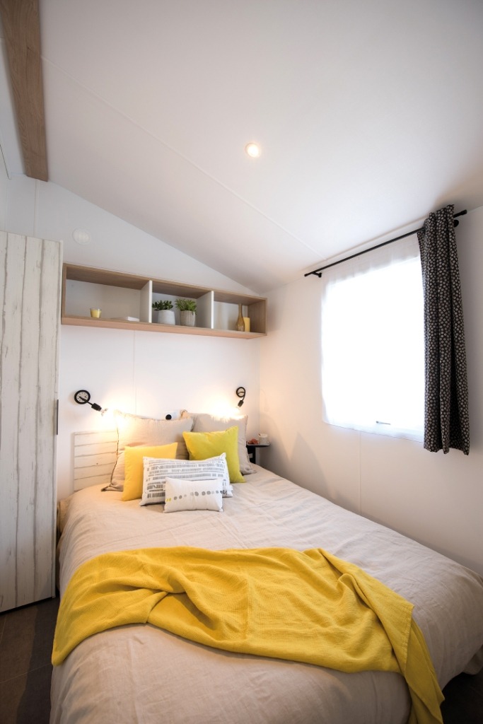 Rent-mobil-home-with-grand-lit-saint-jean-de-monts-Les-Places-Dorees