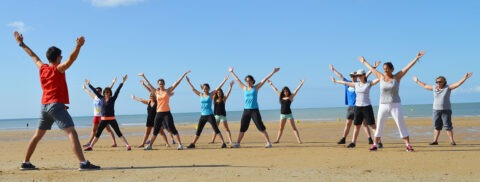 séance-sport-strand-saint-jean-de-monts-camping-Les-Places-Dorees