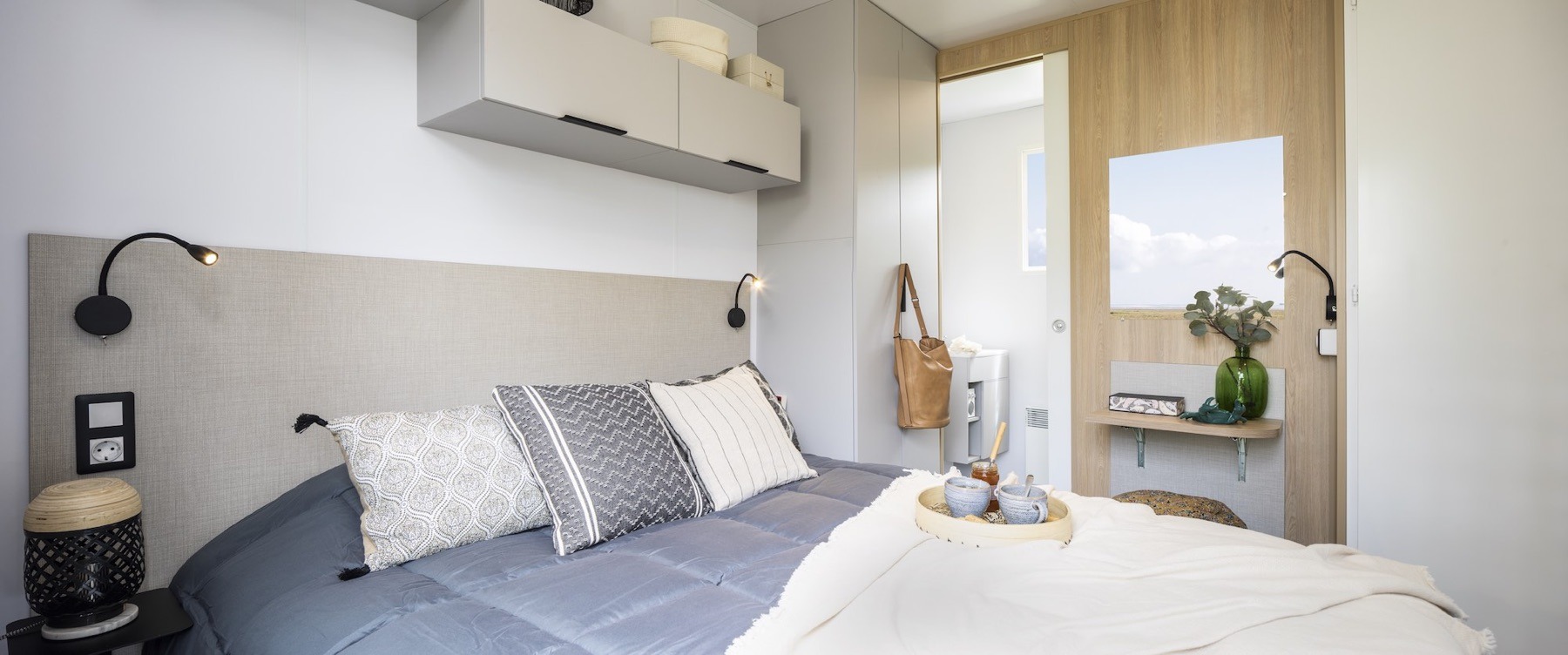 Rental-mobile-home-prestige-with-great-room-camping-saint-jean-de-monts-vendee-Les-Places-Dorees